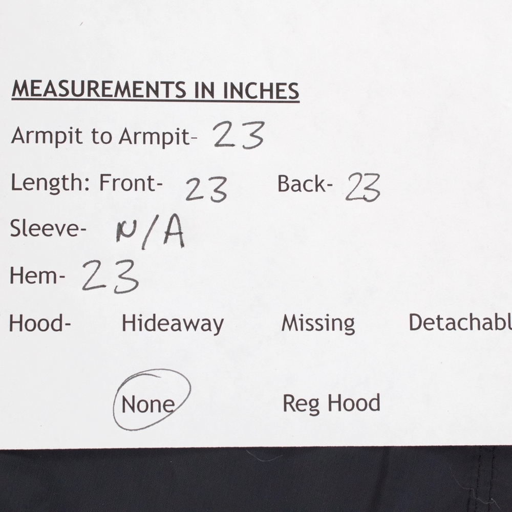 NEW Under Armour Black Lightweight Vest - Picture 8 of 8